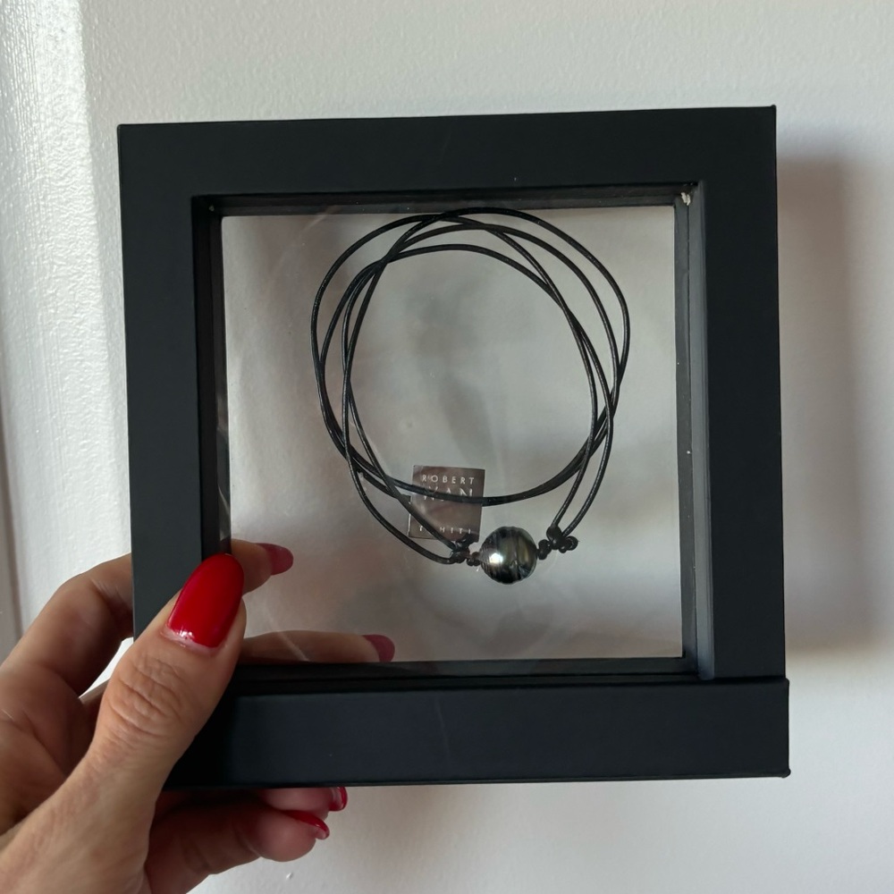 Real Grey Pearl From Tahiti Necklace NWT & In Gift Box.